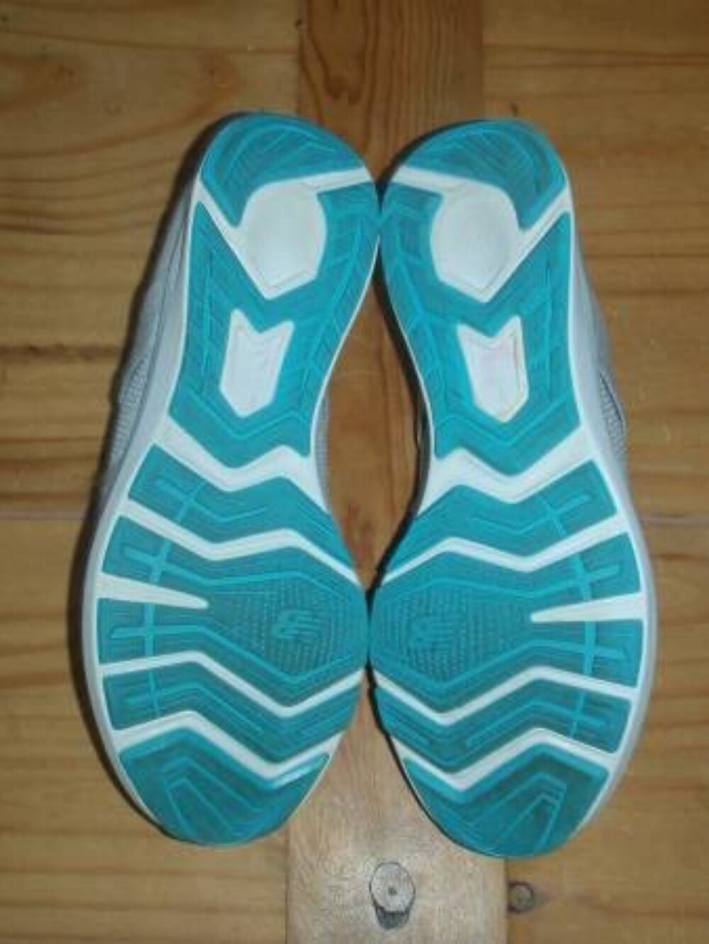 New Balance Fuel Core Nergize - Gray & Tye Dye - Women's Size 8.5 - Picture 8 of 8